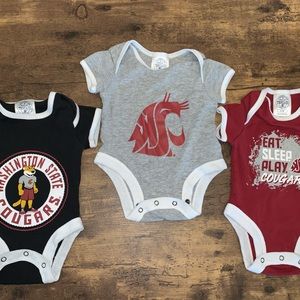 Washington State University baby onesies. 0-3M